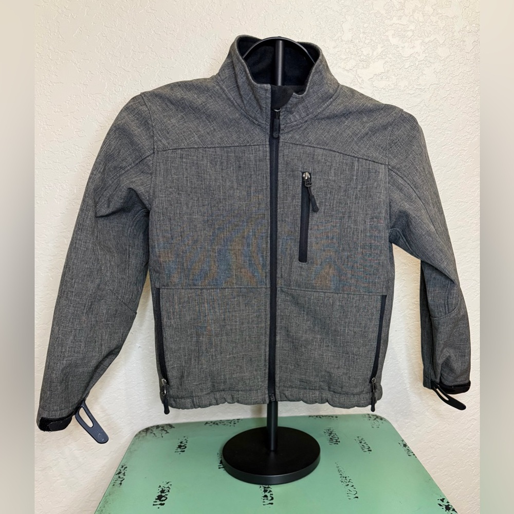 Boys Medium Cowboy Legend Boys Gray Soft Shell Lightweight Zip Jacket